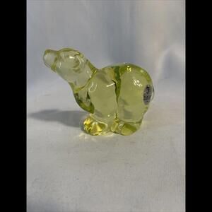 Fenton  Polar Bear figurine
